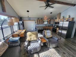Cute Cottage with fully fenced yard, covered back patio with firepit.