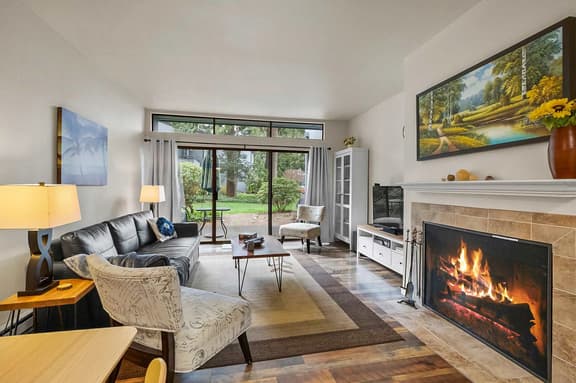 Ground Floor 2 bed Condo at Jacob's Landing